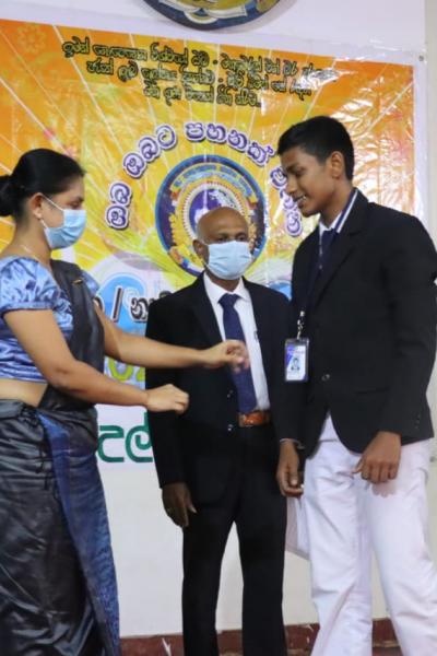 8562ca0d E900 43fe 85d7 D9e33ca76379